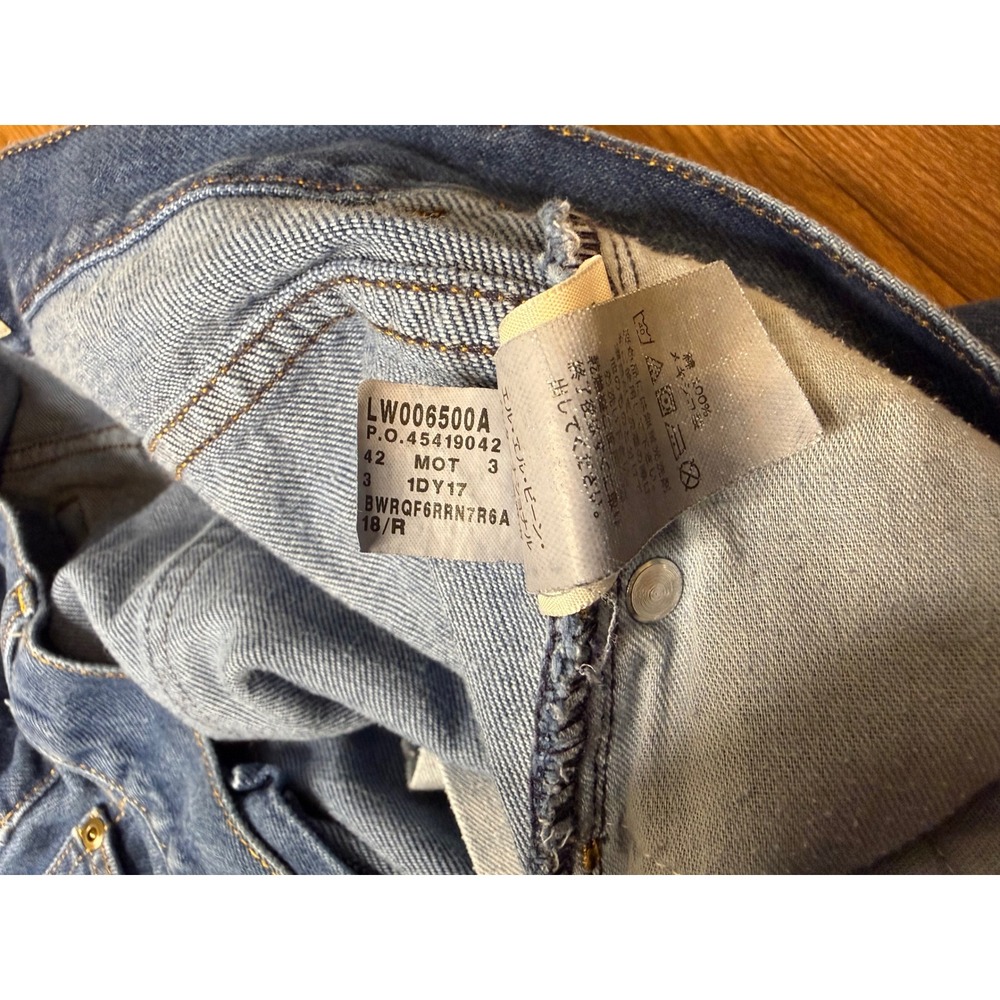 LL Bean Original Fit Straight Leg Jeans Womens 18 Reg Medium Wash Blue Cotton - Picture 6 of 10